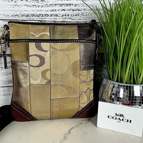 Coach Holiday Vintage Gold Brown Patchwork Messenger Fall Crossbody Bag - Picture 2 of 12